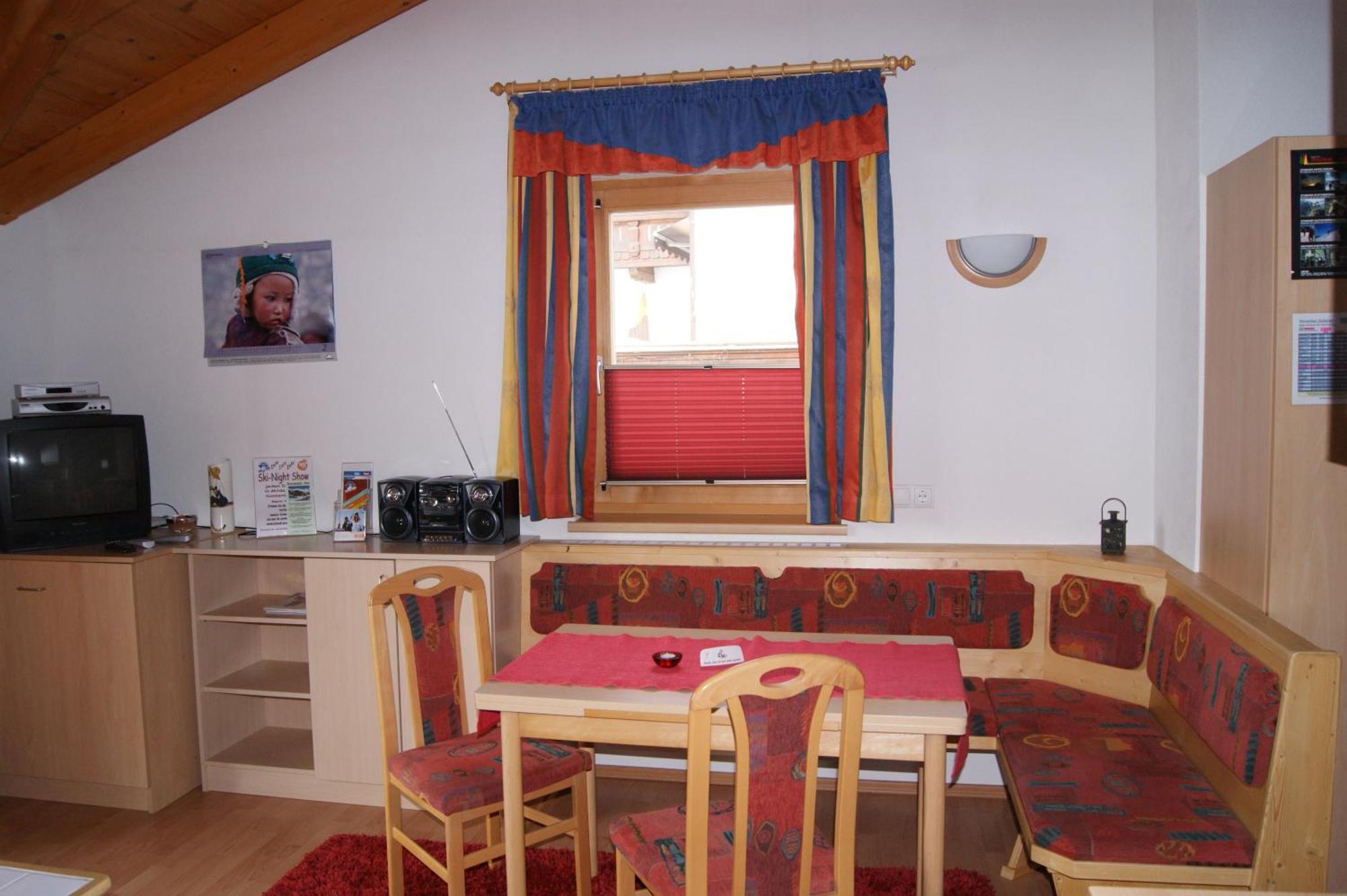 ניוסטיפט אים סטובאיטל Ferienhaus Artho מראה חיצוני תמונה