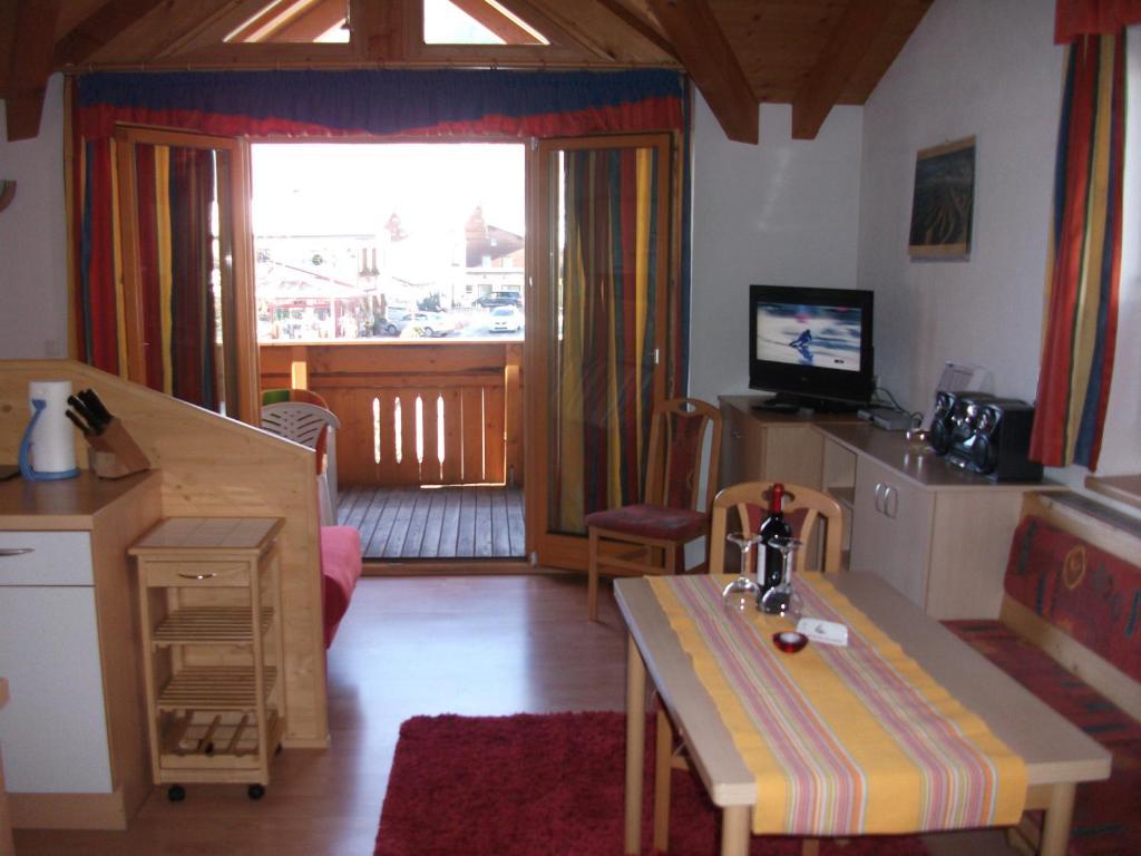 ניוסטיפט אים סטובאיטל Ferienhaus Artho מראה חיצוני תמונה